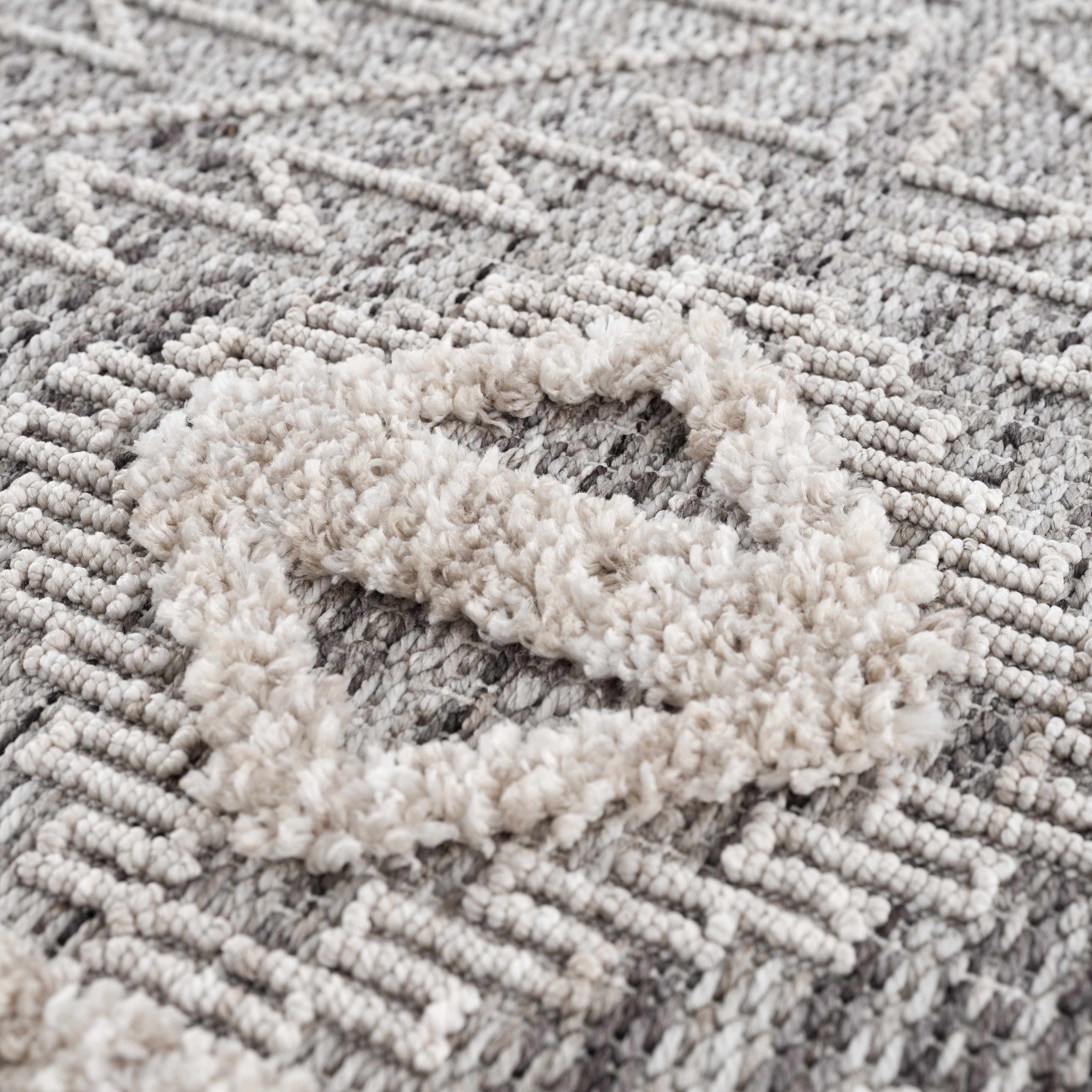 Agoo Aztec-Inspired Area Rug | Neutral Tones