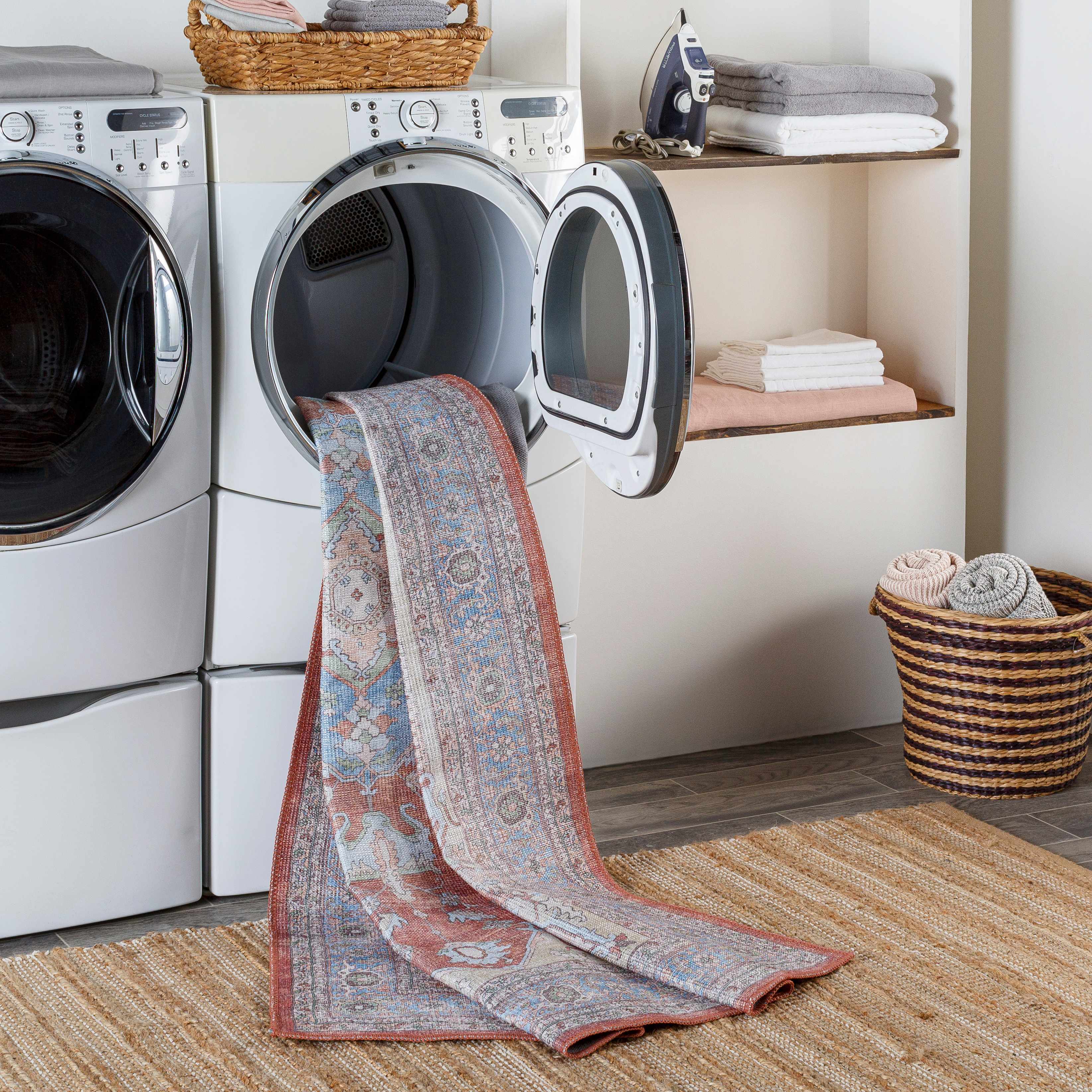 Bagamanoc Brown Medallion Washable Area Rug | Persian & Turkish-Inspired Design – Hauteloom