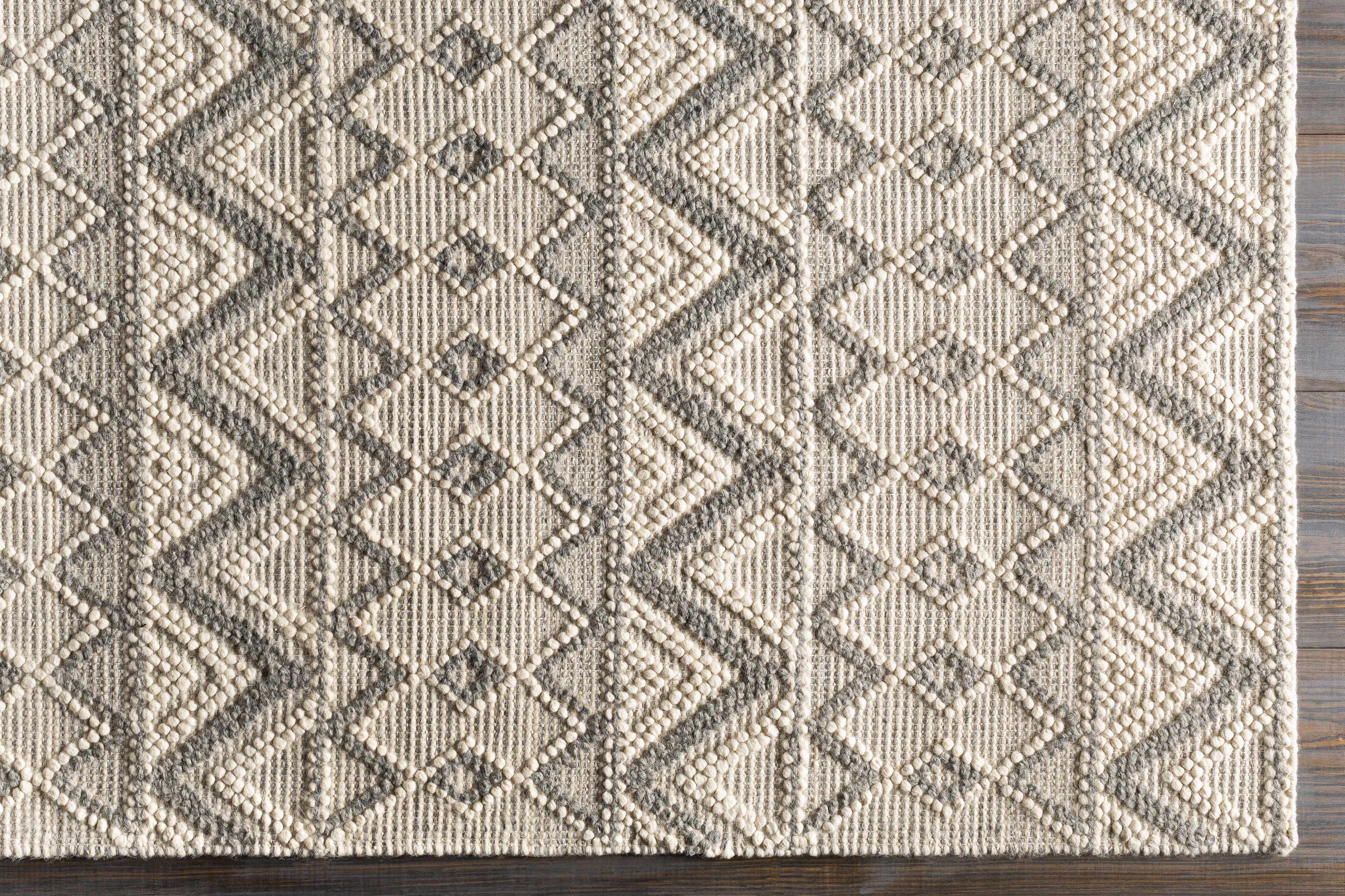 Antigo Handwoven Wool Area Rug | Durable Luxury Design