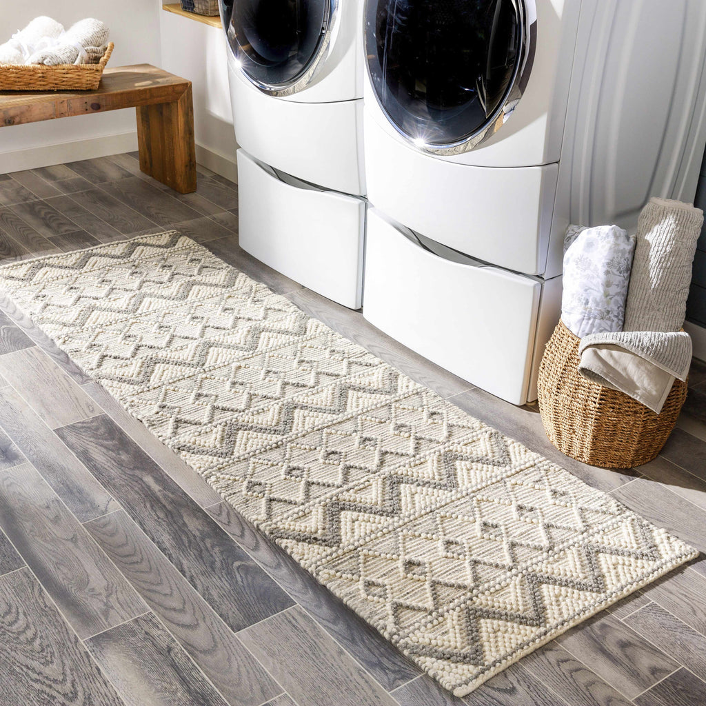Antigo Handwoven Wool Area Rug | Durable Luxury Design