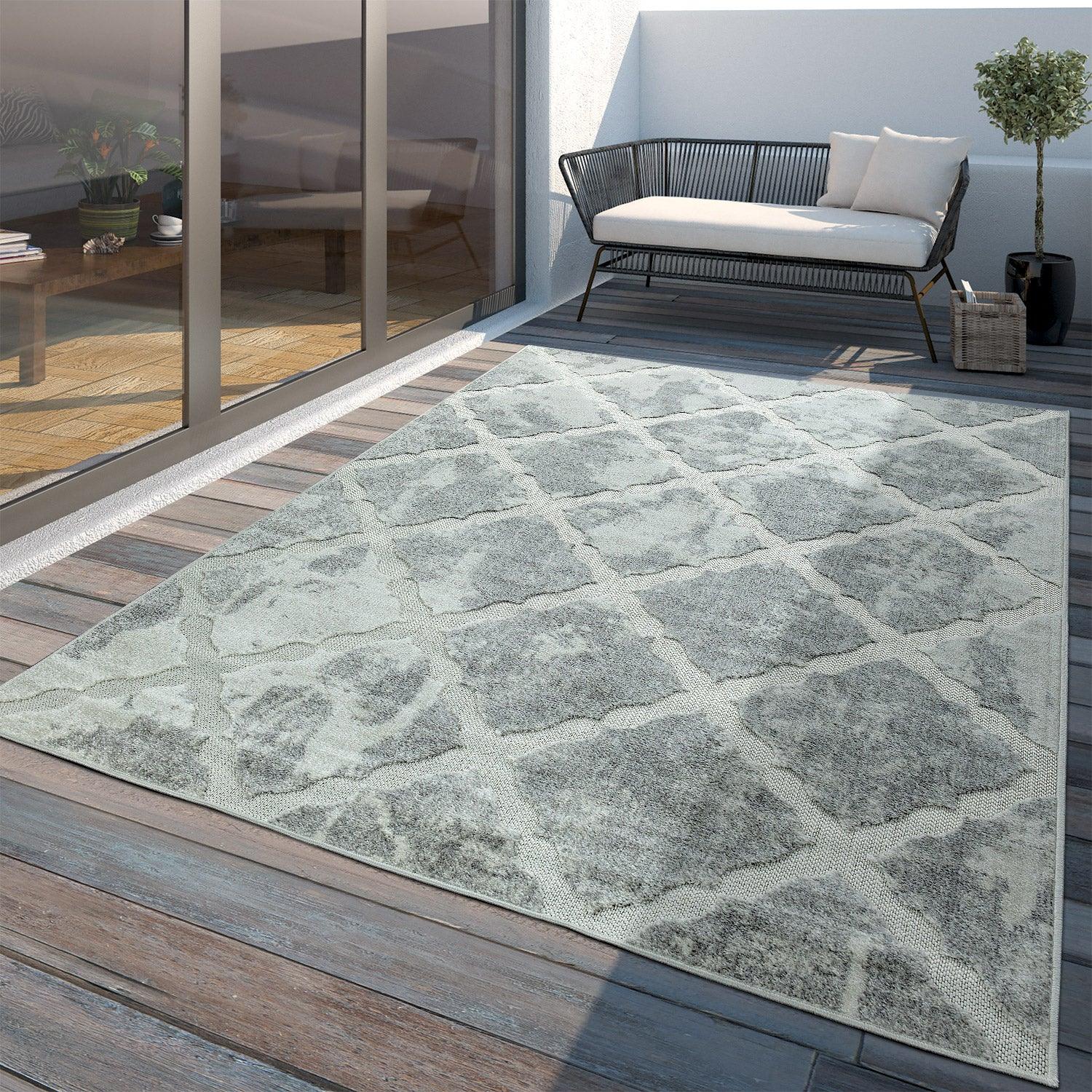 Marrakesh Moroccan Diamond Outdoor Rug | Waterproof Light Grey Design