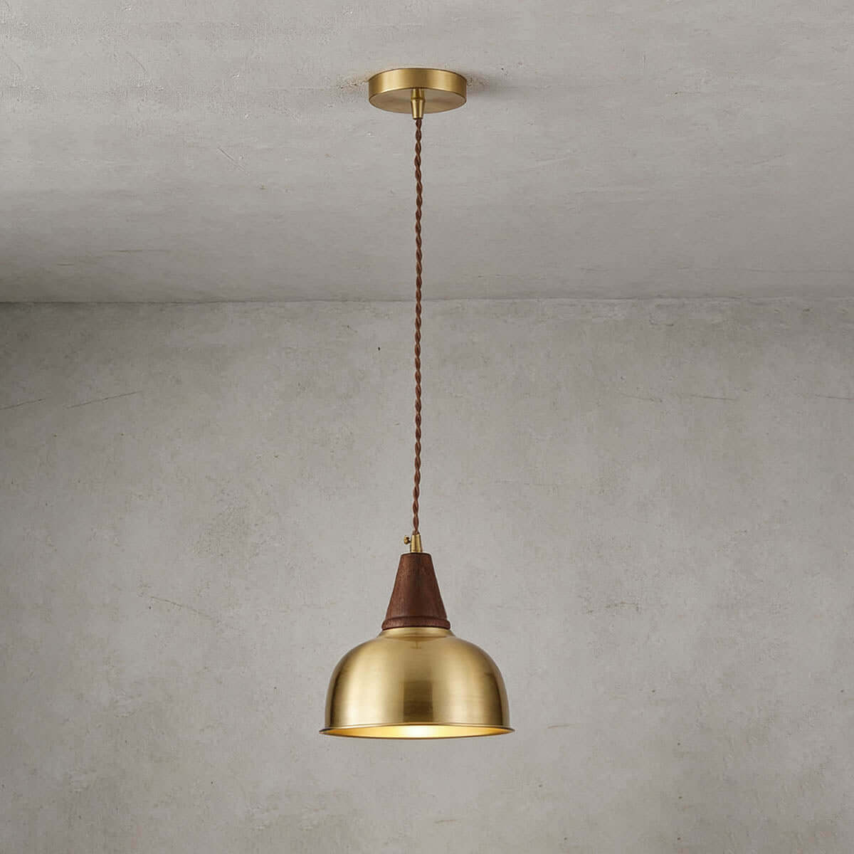 Lavino Brass & Wood Pendant Lamp | Mid-Century Island Hanging Light