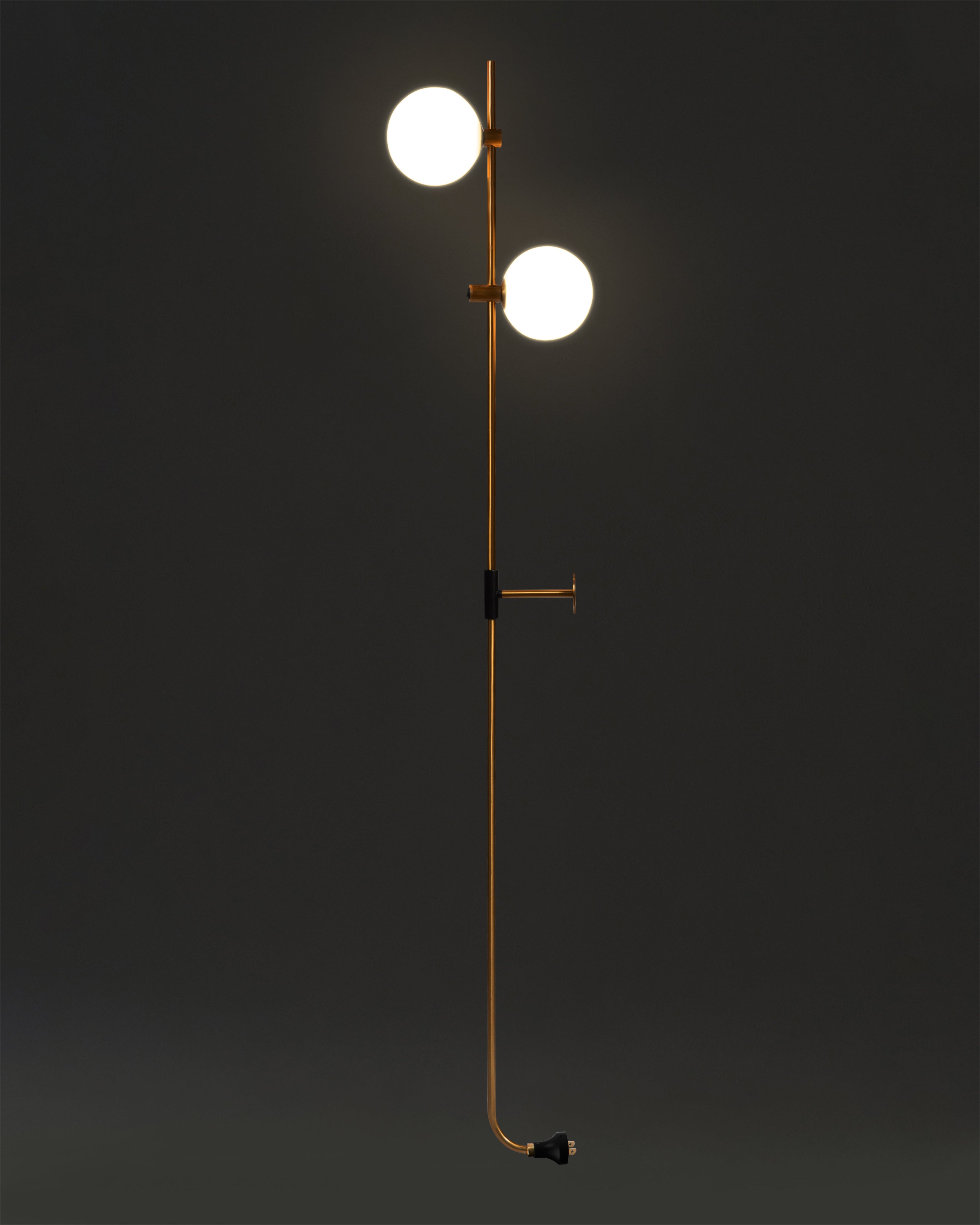 Equinox Wall Sconce | Modern Dual Globe Plug-In Wall Lamp – Brightech