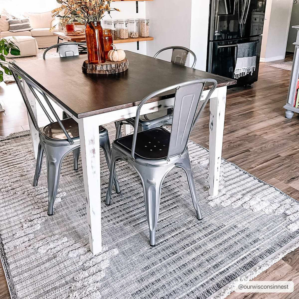 Maulawin Area Rug