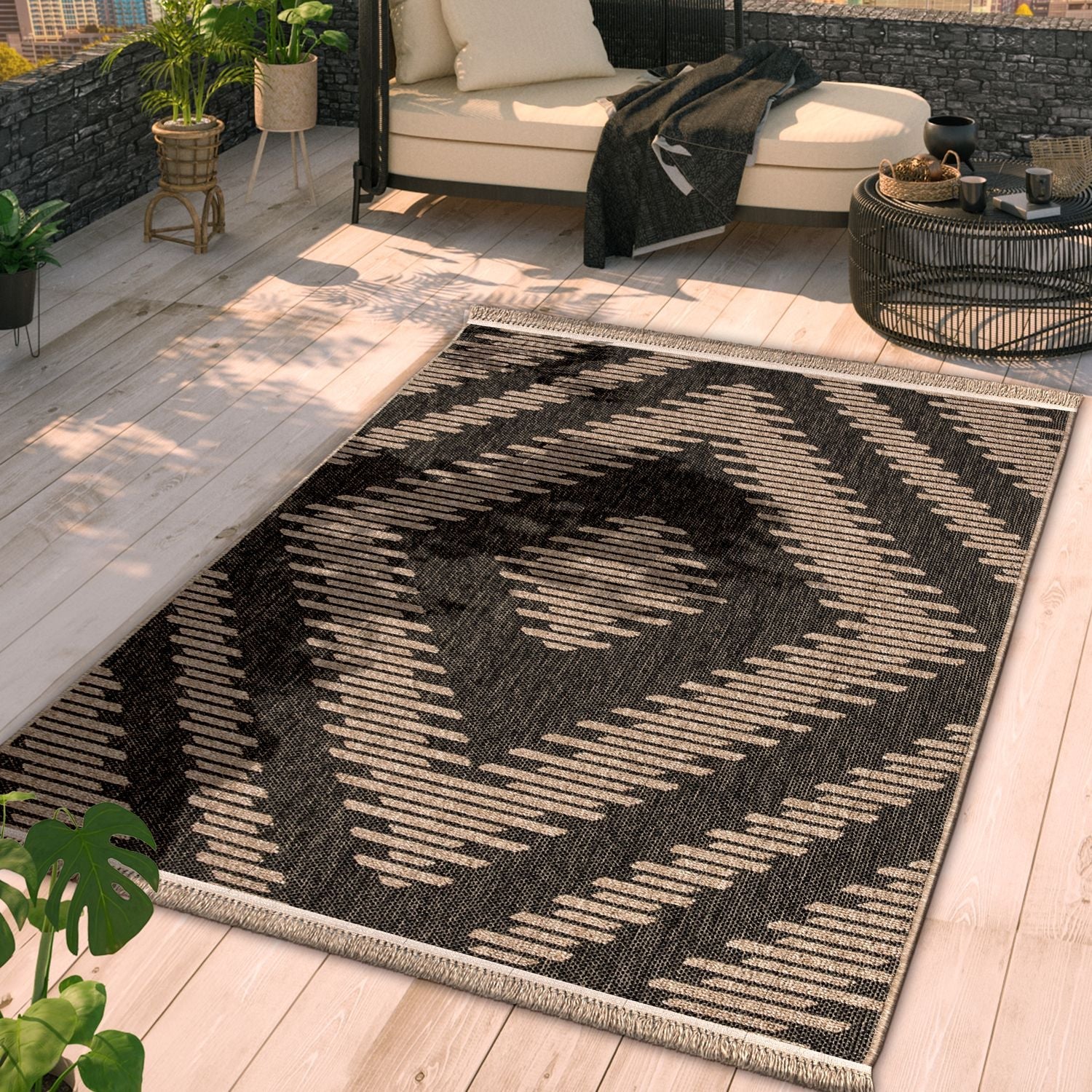 Outdoor Rug Cologne with Bohemian Diamond Pattern