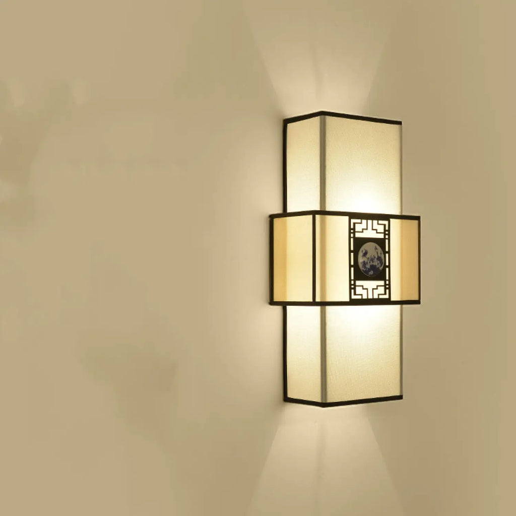 Outdoor Wall Light with Retro Style