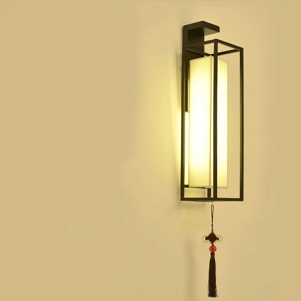Outdoor Wall Light with Retro Style