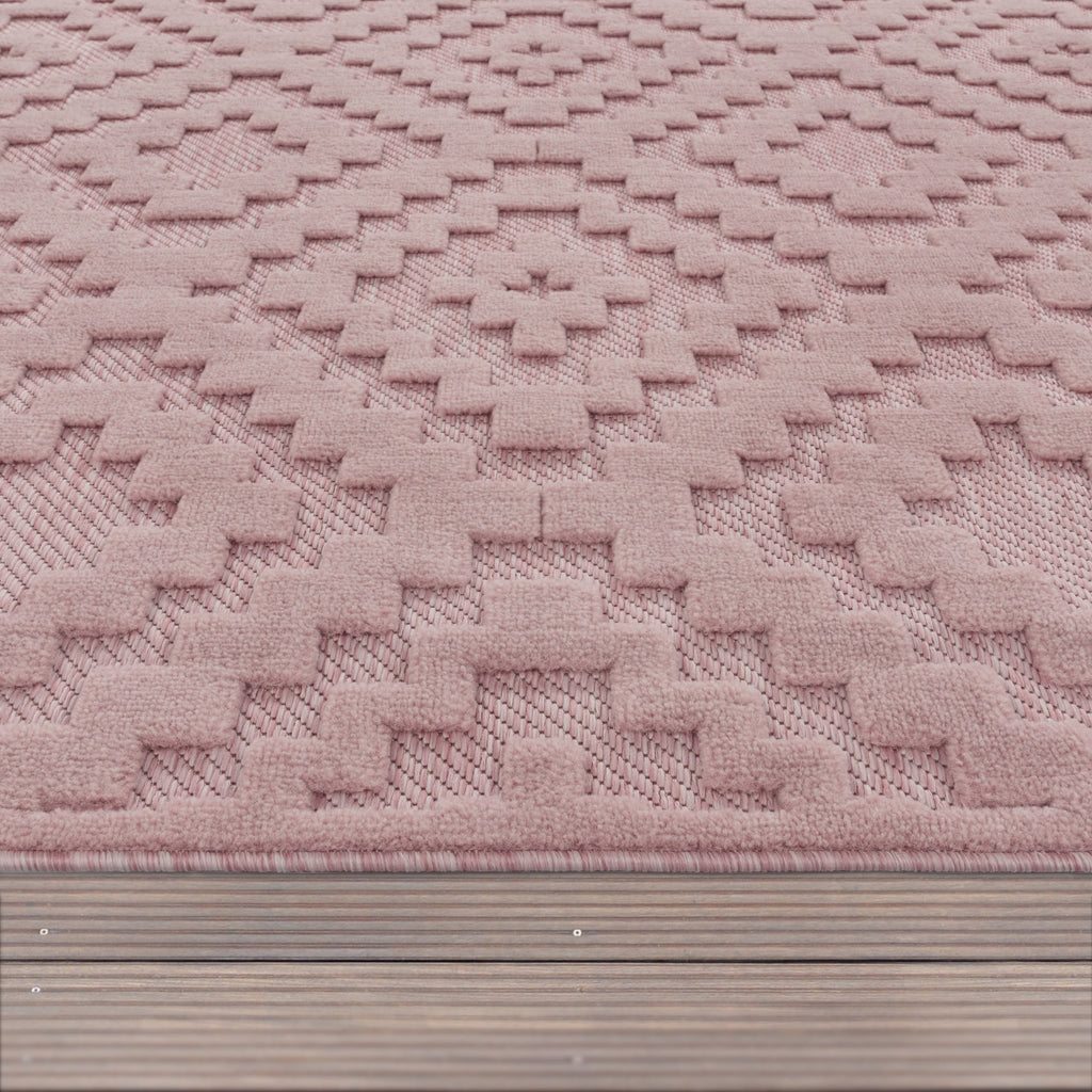 Outdoor Rug Livorno Trellis High-Low Pattern In Pink