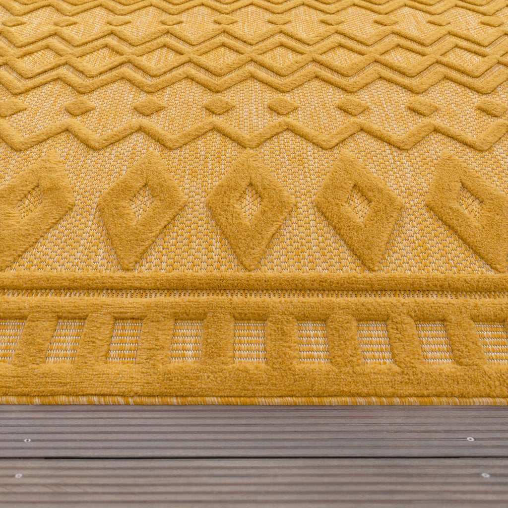 Outdoor Rug Livorno Geometric Trellis Pattern In Yellow