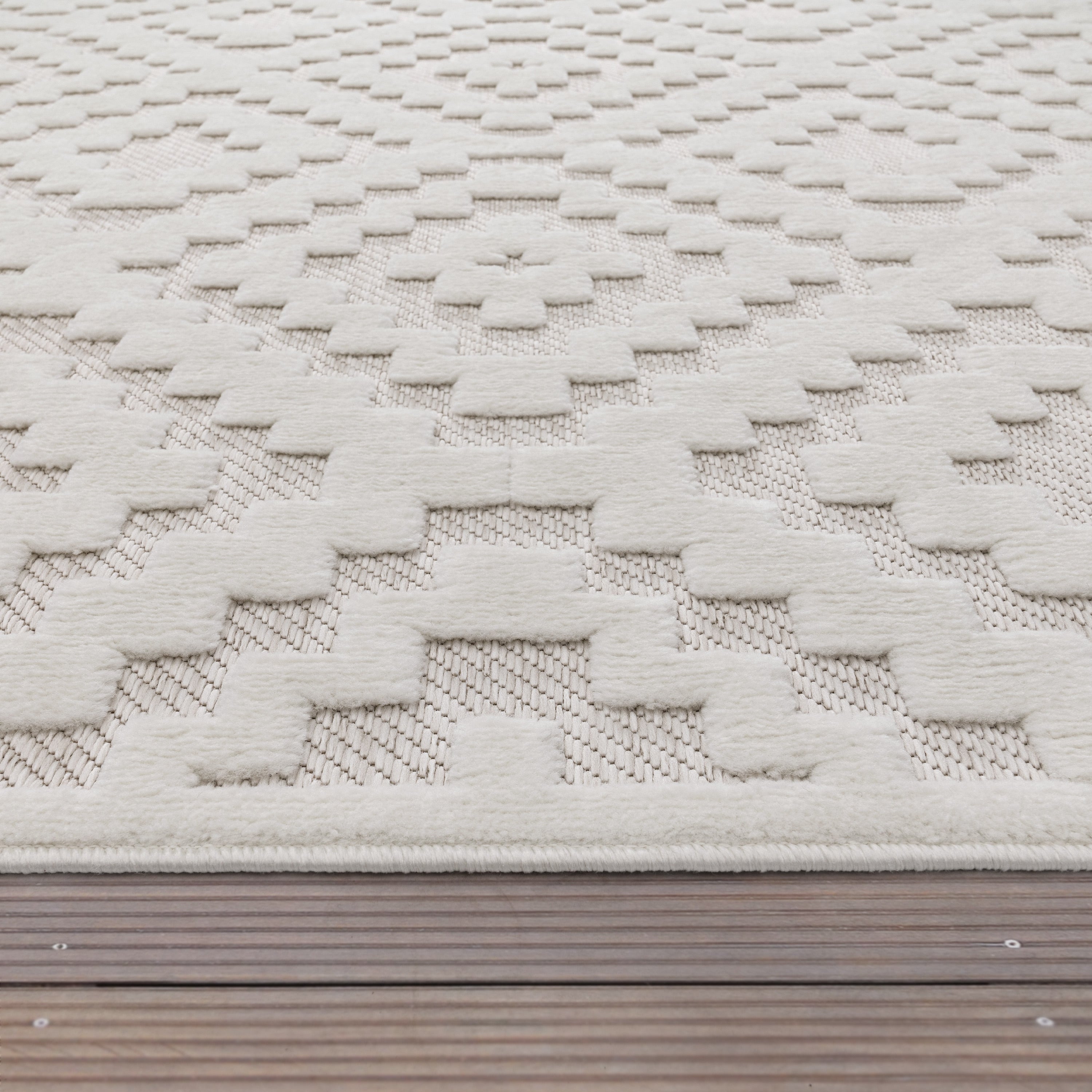 Outdoor Rug Livorno Trellis High-Low Pattern In Cream