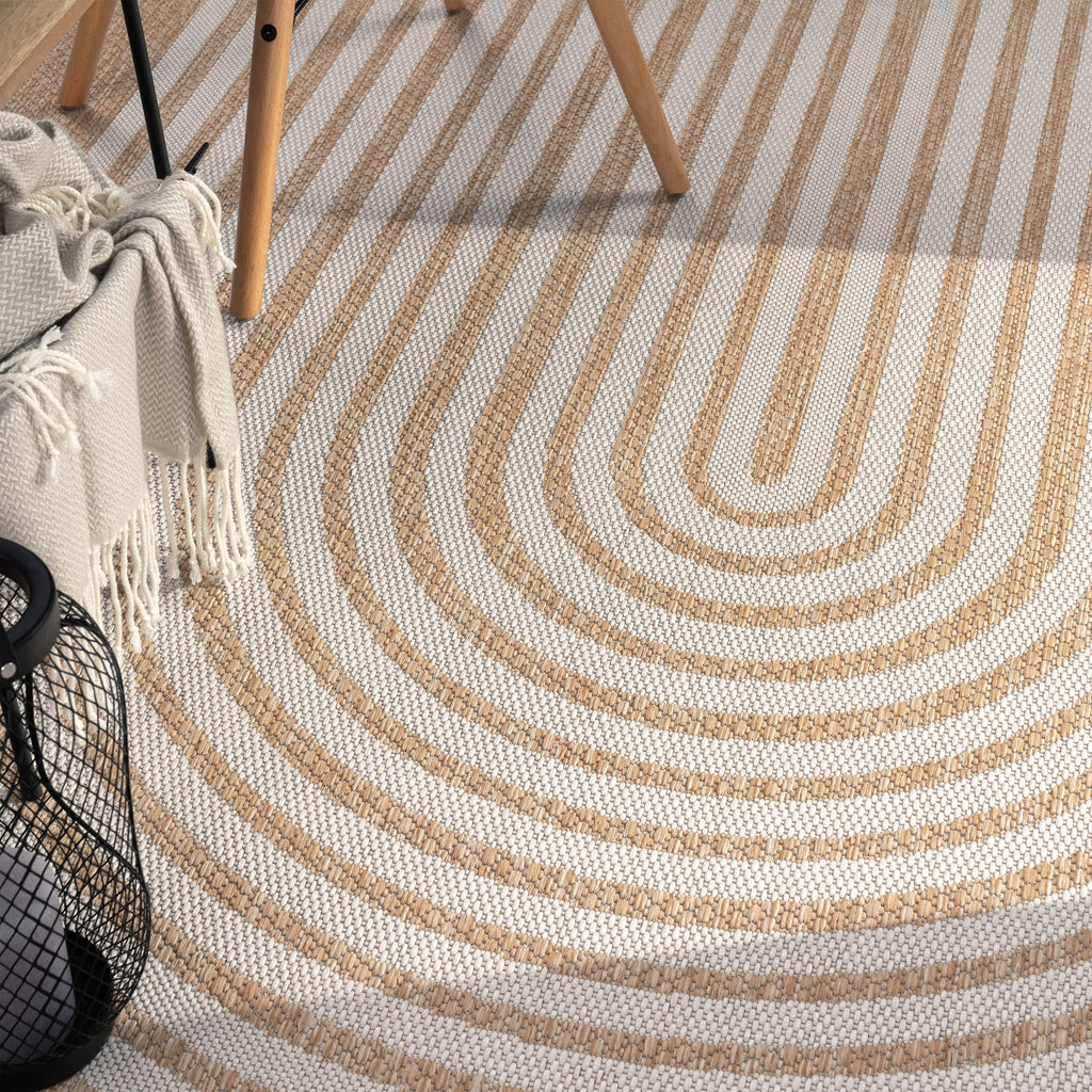 Outdoor Rug Captera with Minimalistic Line Pattern in Nature Beige