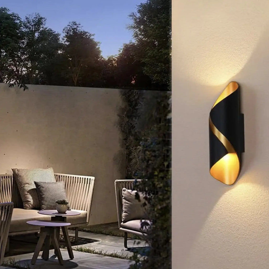 Outdoor Wall LED Lamp with Sleek Waterproof Design