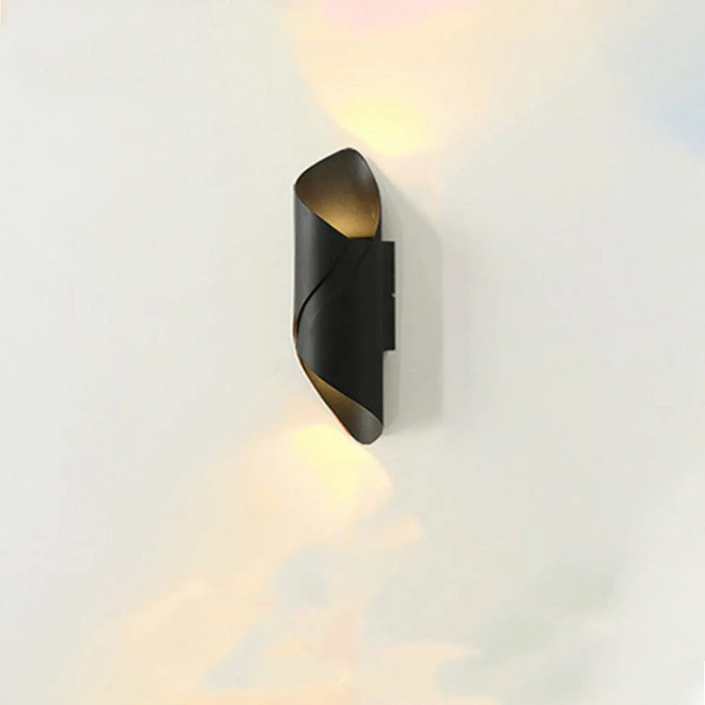 Outdoor Wall LED Lamp with Sleek Waterproof Design