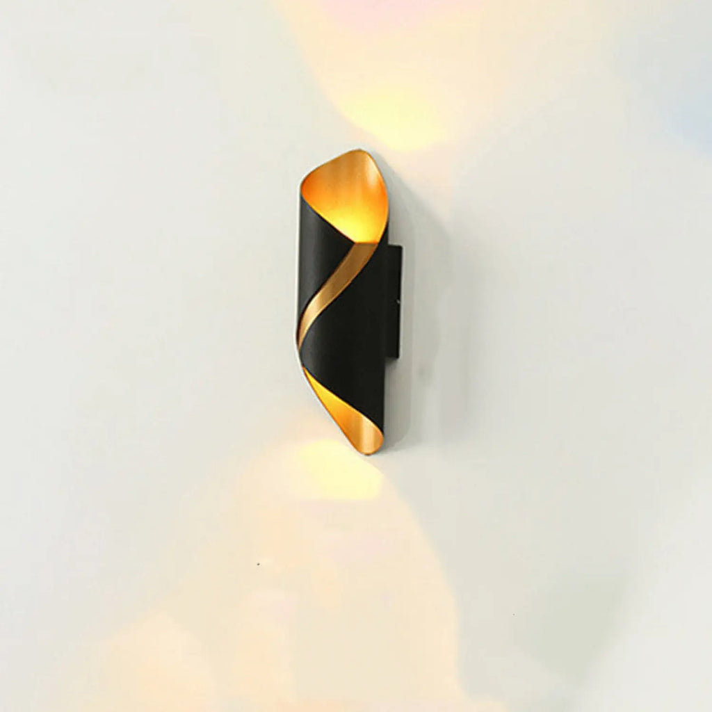 Outdoor Wall LED Lamp with Sleek Waterproof Design