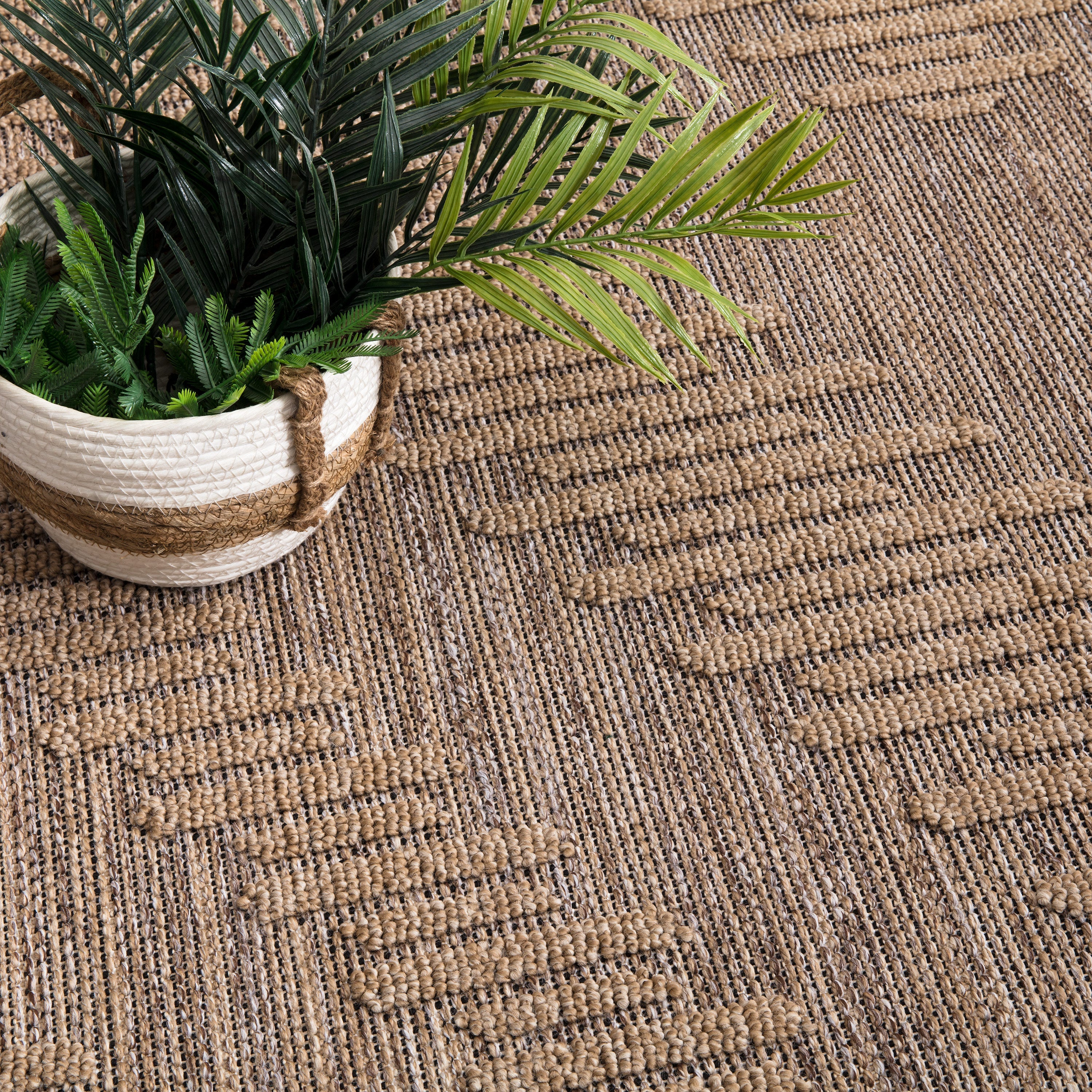 Outdoor Rug Cologne with Bohemian Diamond Pattern