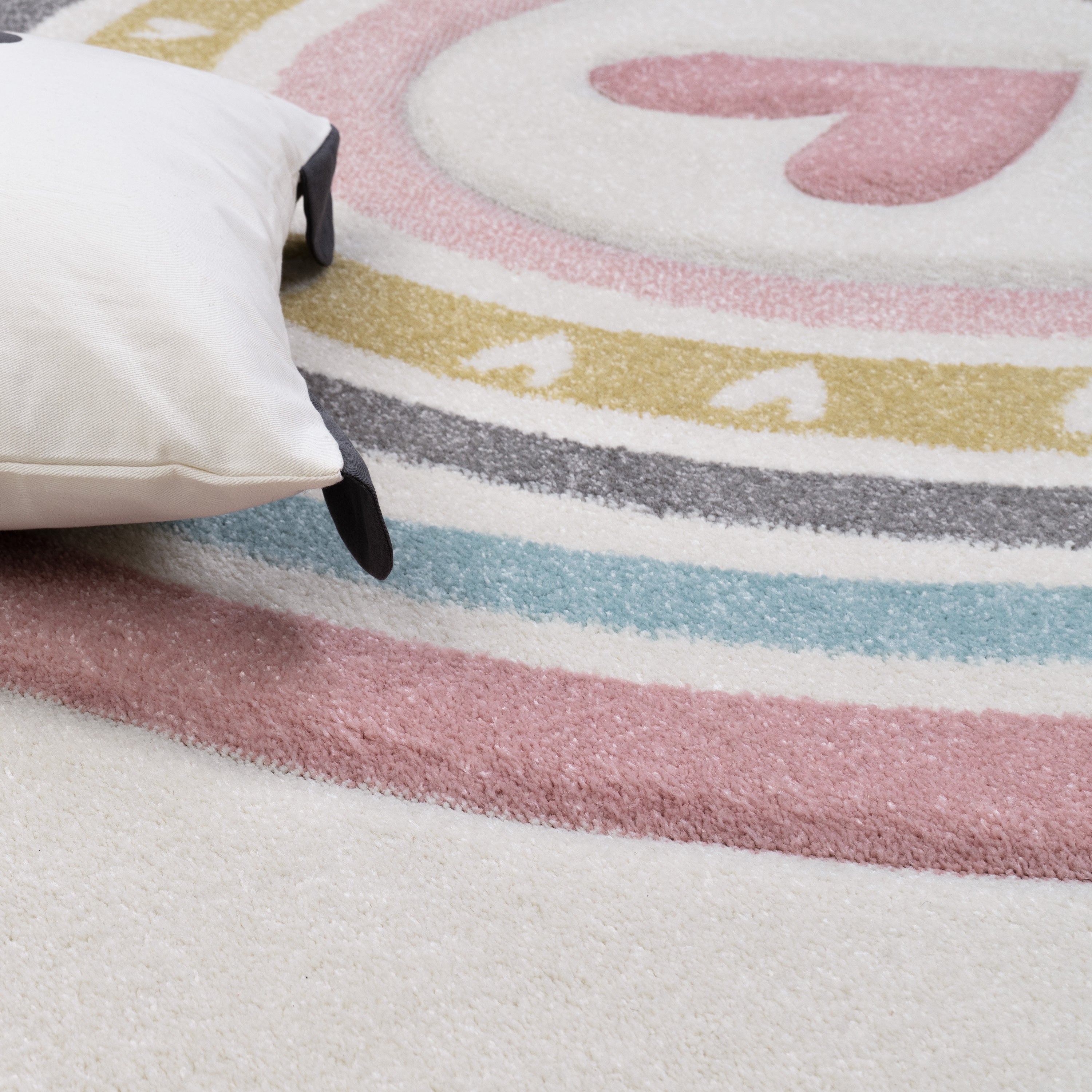 Cosmo Kids Rug | Rainbow & Hearts Cream Design