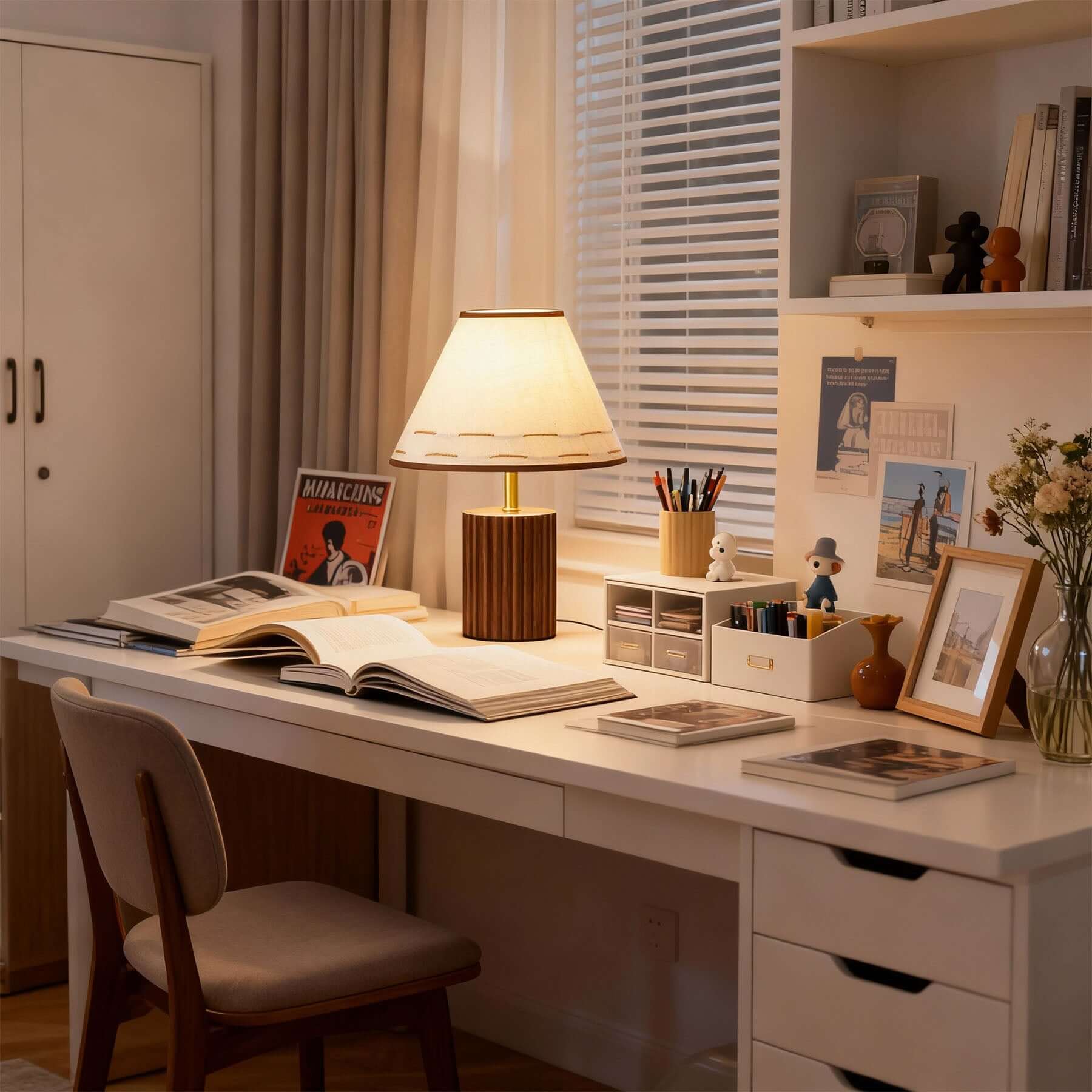 Teyno Fabric Table Lamp | Mid-Century Wood & Fabric Design
