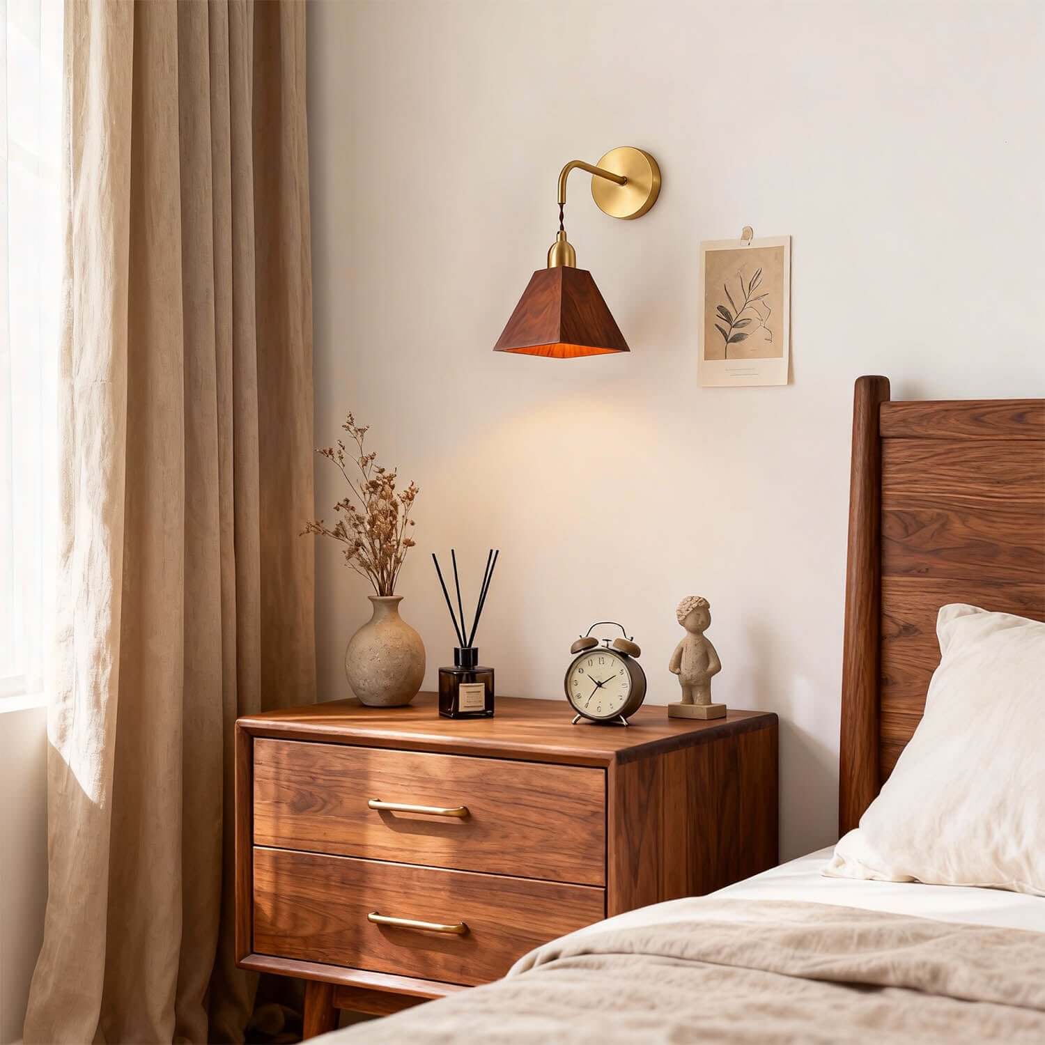Tivaro Wood & Brass Wall Light | Japandi Bedside Corner Sconce