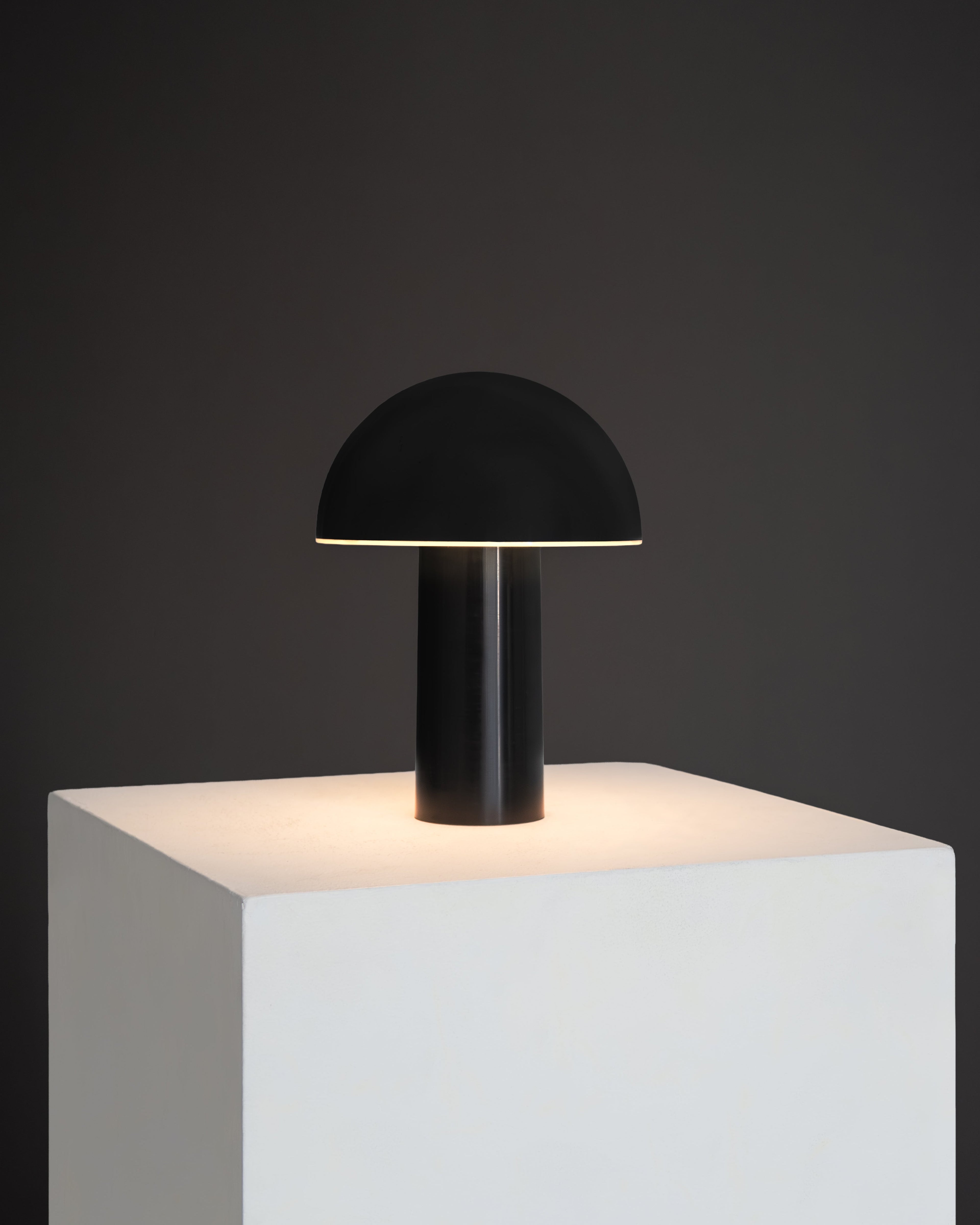 Celia Portable Mushroom Lamp | Cordless Rechargeable Table Lamp